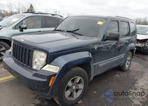 2008 Jeep Liberty Sport из США, поврежденный, VIN 1J8GN28KX8W176654